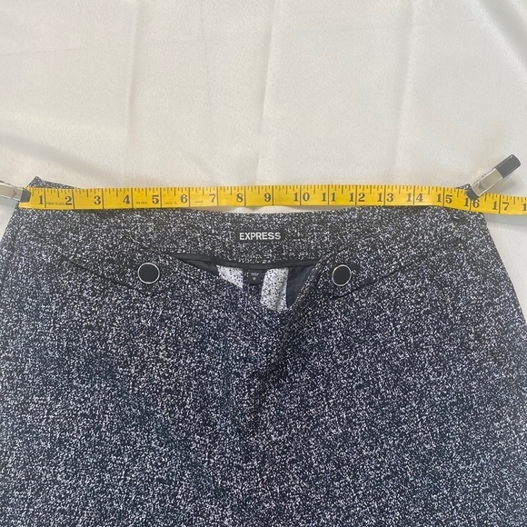 Express Capri Mid-length Dress Pants - Picture 4 of 7